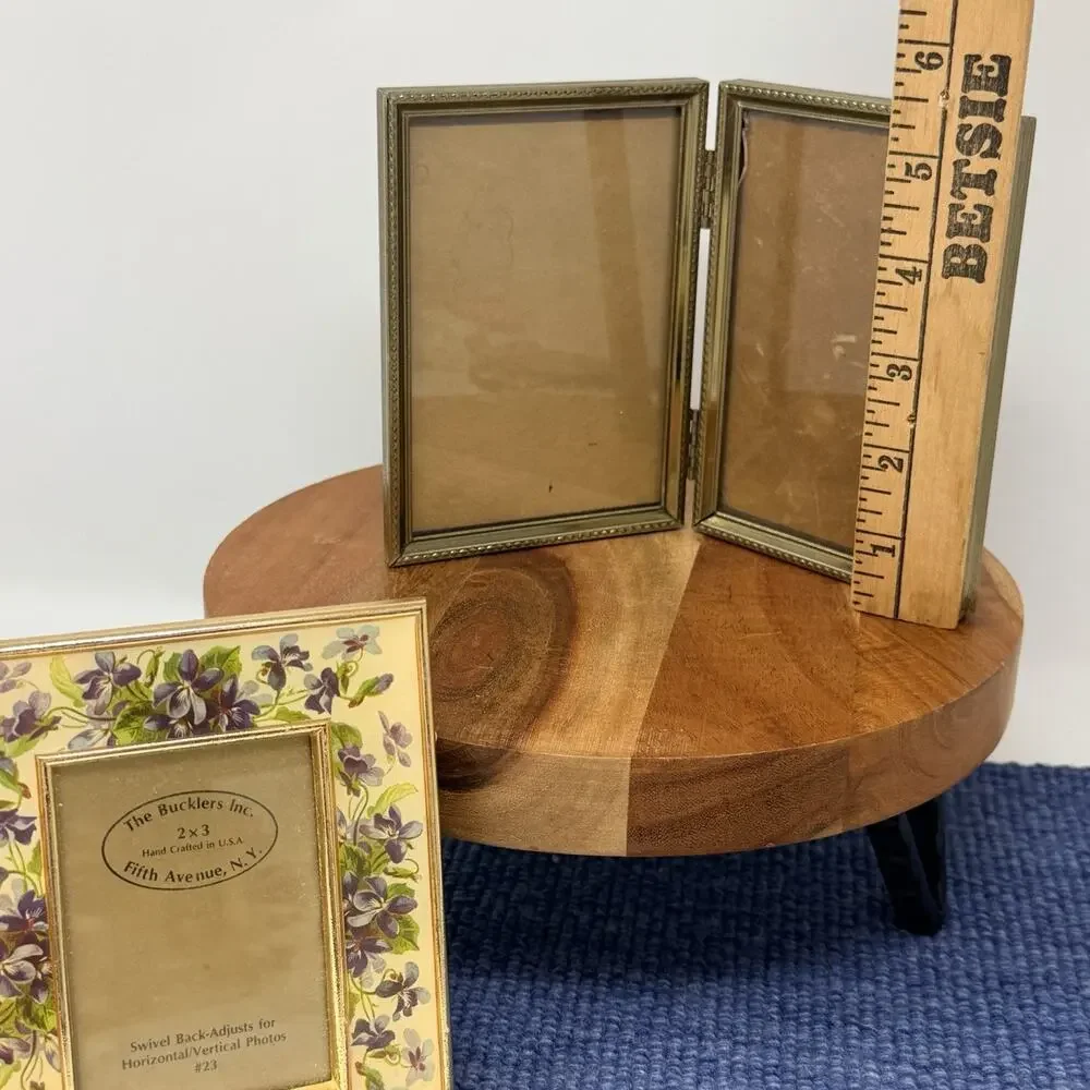 Vtg Mini Lot Bi-fold Picture Frames Metal 2.5x3.5 Gold Brass Tone MCM Hinged